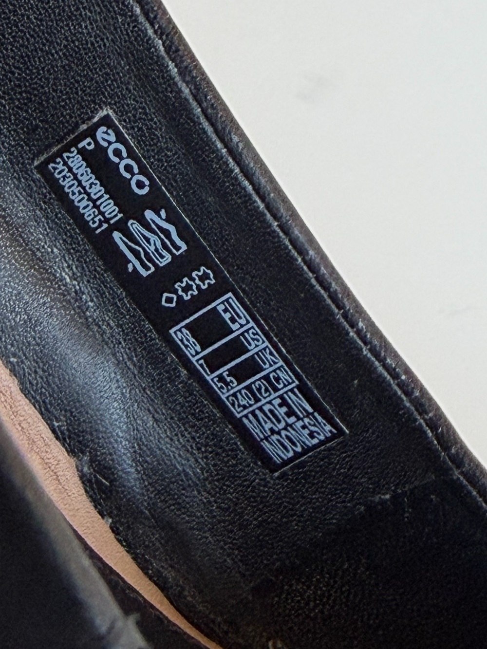 Ecco Shape 45 Wedge Black Leather Pumps Size 7 - Picture 4 of 10
